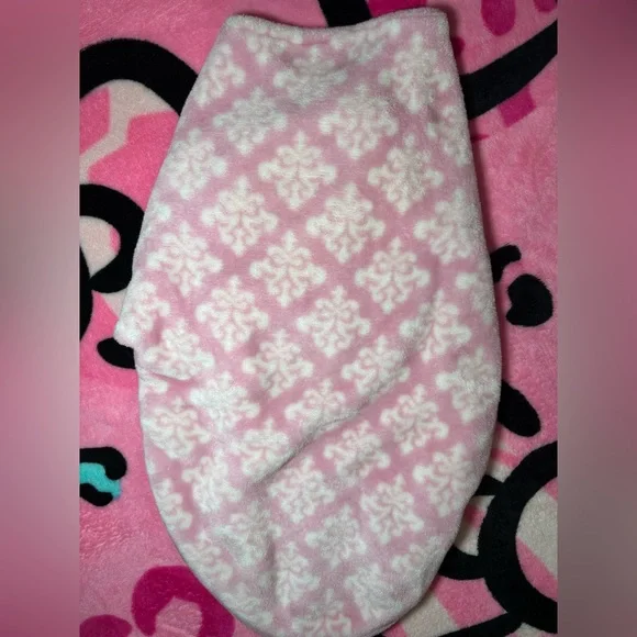 (3) Girls swaddle bundle - Picture 3 of 7